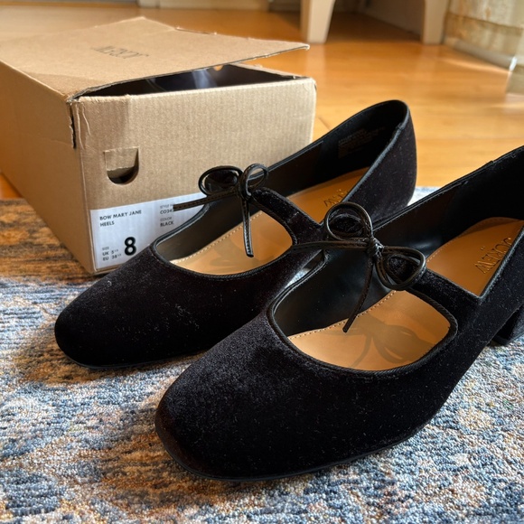 Black Velvet bow tie n dash – heeled Mary Janes (New, J. Crew Factory) - Picture 2 of 7